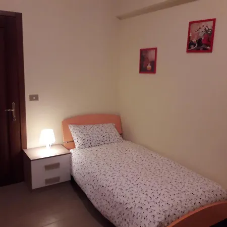 La Casa Nel 2 2* Bologna