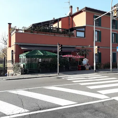 La Casa Nel 2 2* Bologna