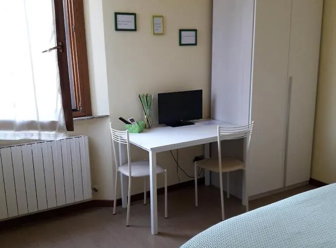 La Casa Nel 2 3*