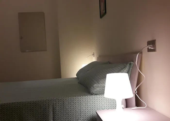 La Casa Nel 2 3*