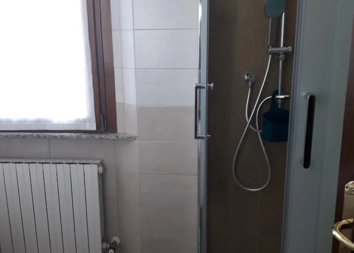 Πανσιόν La Casa Nel 2 3*